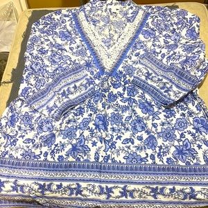 Blue and white Charter Club, cotton, beaded V neck line. Size 22W. Thigh length